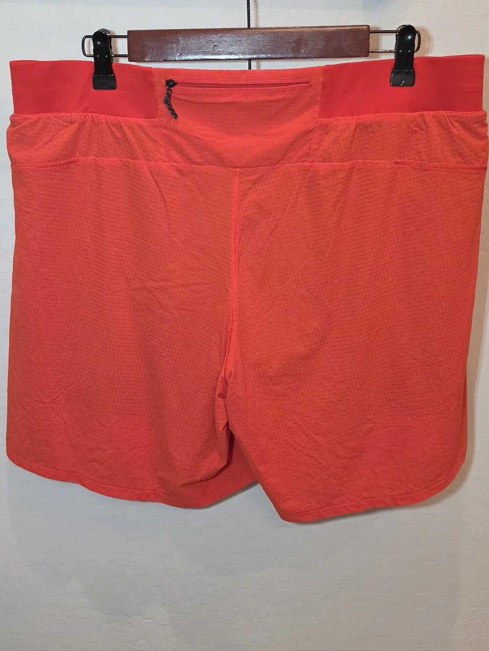 REI Co-op men's athletic running shorts (Style 245601)